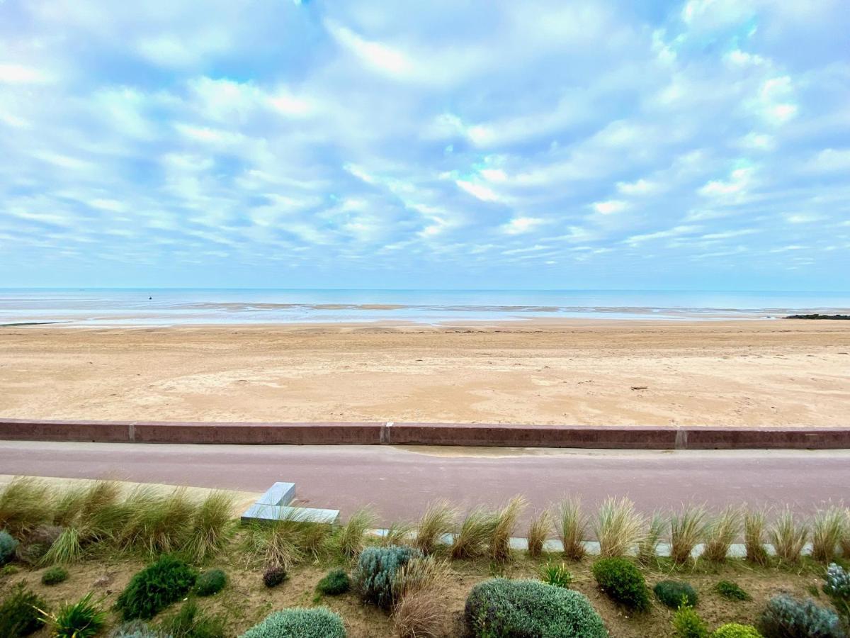 Acamar, Appartement En Front De Mer Avec Parking Privee Courseulles-sur-Mer Exterior photo