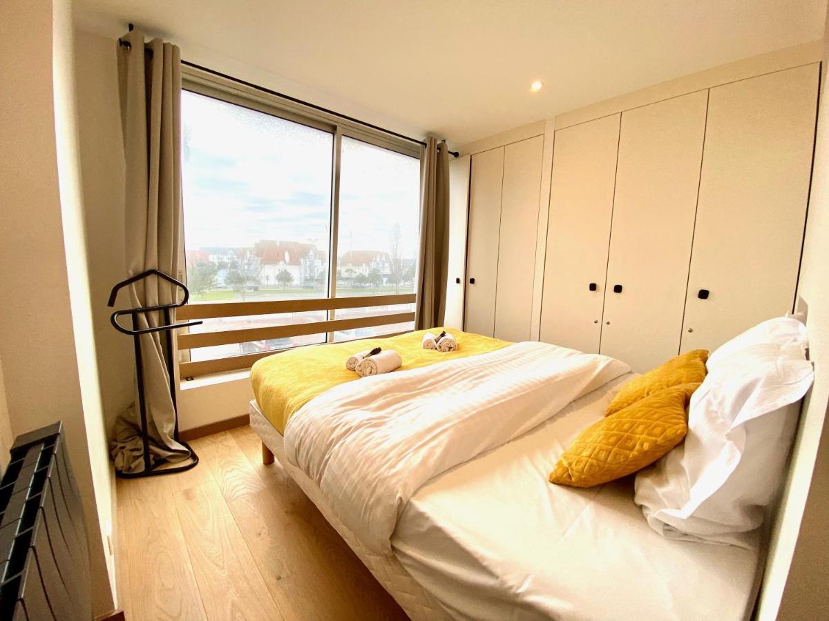 Acamar, Appartement En Front De Mer Avec Parking Privee Courseulles-sur-Mer Exterior photo